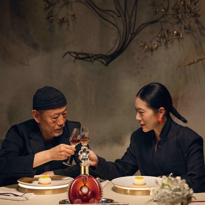 真者如故，月照心明 路易十三携手艺术家王玉平与设计师华娟 于中秋佳节礼赞时间与相聚