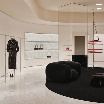 ALAÏA上海恒隆广场精品店焕新启幕