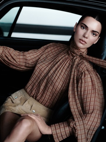 KENDALL JENNER 诠释 FRAME 2026 秋季系列