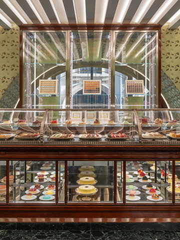 PRADA呈现“PRADA GALLERIA”