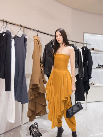 ALAÏA上海恒隆广场精品店焕新启幕 —— 呈现LA TABLE ALAÏA晚宴
