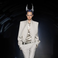 MCQUEEN 2027春夏系列