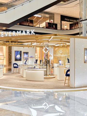 FOREVERMARK永恒印记全新“春城凝曜”限时体验空间暨“花开曜至”艺术珠宝展 昆明恒隆广场盛大启幕